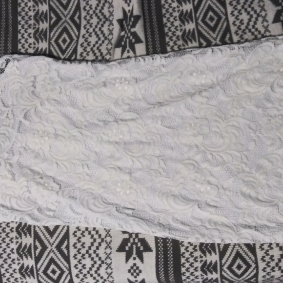 White short dress - Picture 4 of 4